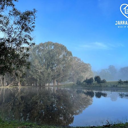 Jarrah Glen Cabins Наннап Экстерьер фото