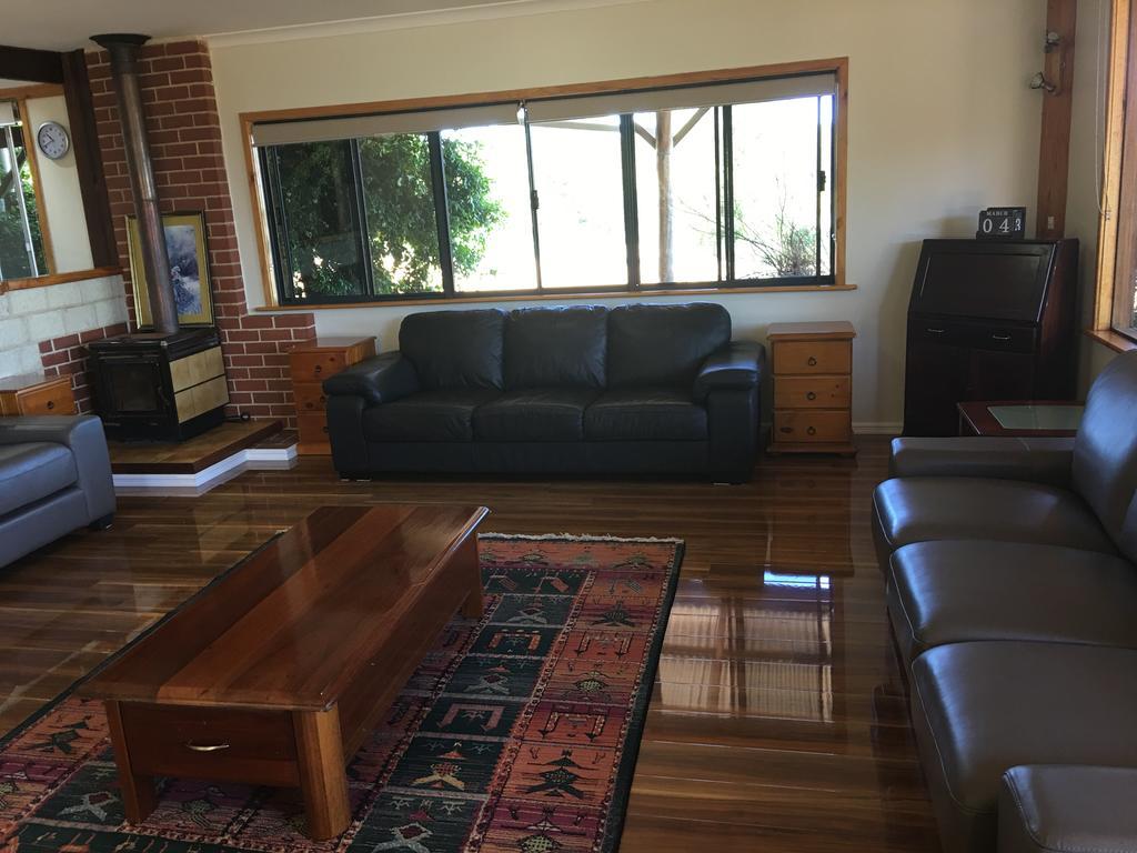Jarrah Glen Cabins Наннап Экстерьер фото