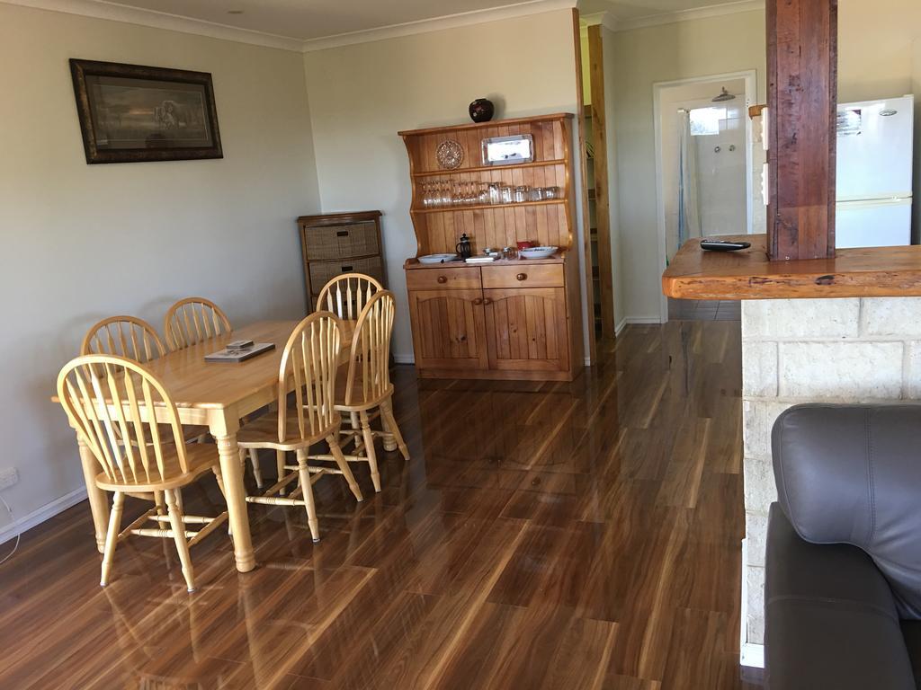 Jarrah Glen Cabins Наннап Экстерьер фото
